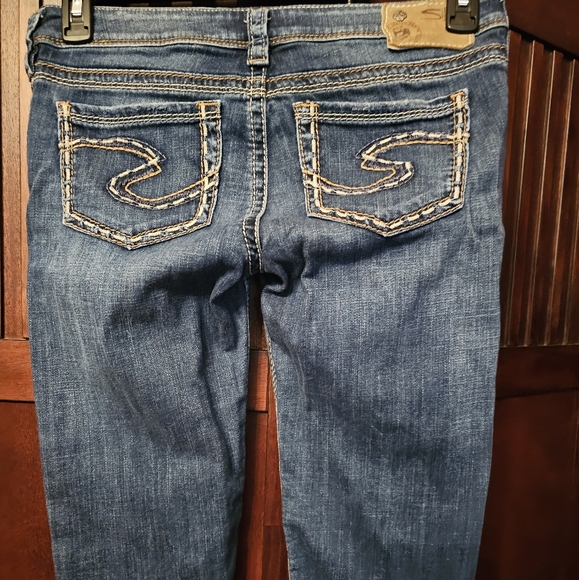 Pair of Silver Crop Blue Jeans - Picture 2 of 2